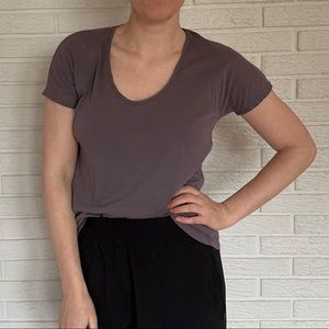 Everlane - The Cotton U-Neck